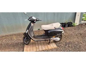 vespa - lx50