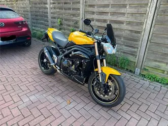 triumph speed triple 1050 edition 94
