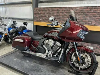 2022 indian motorcycle® challenger® limited maroon metallic