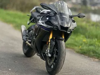 yamaha yzf-r1