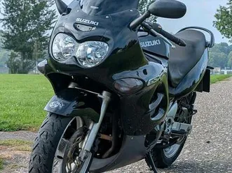 suzuki gsx 750 f – sehr gepflegt, frisch tüv, viele neuteile