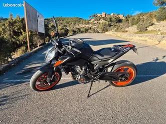 ktm duke 790