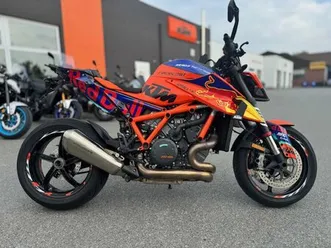 ktm 1290 super duke r