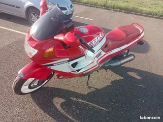 honda cbr 1000
