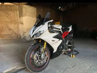 triumph daytona 675 r