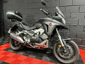 2019 honda vfr800x crossrunner a vendre
