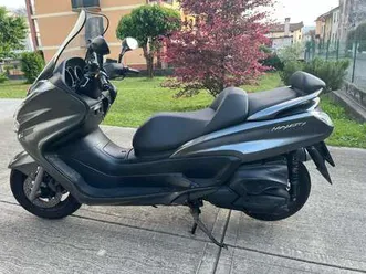 yamaha majesty 400 nero
