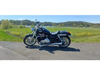 triumph thunderbird 1600
