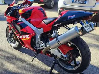 honda vtr 1000 honda vtr sp1 rosso