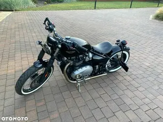 triumph bonneville bobber