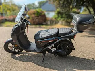 super soco cpx 90km/h 125 ccm 2 akkus