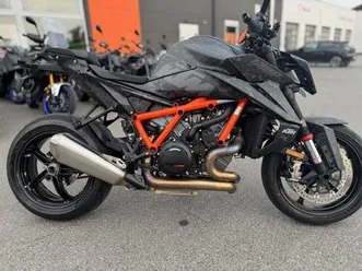 ktm 1390 super duke r