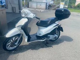 piaggio liberty 150 cc