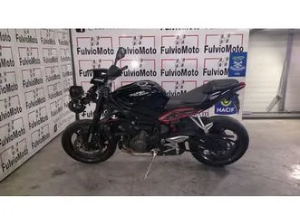 triumph street triple 765 r 2018 765 cm3 | moto roadster | 20 000 km | 13200 arles