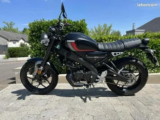 moto yamaha xsr 125 noire