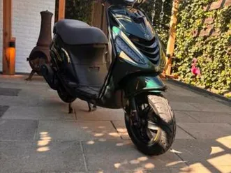 piaggio zip 4t rs-1 jaguar groen — scooters | piaggio — marktplaats