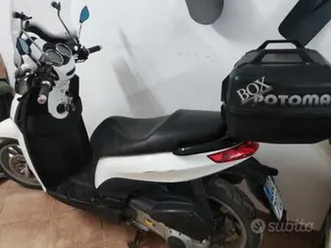 piaggio carnaby 300 - 2013