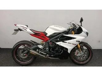 2013 triumph daytona 675 r ** arrow exhaust - full service history - warranty **