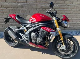 triumph speed triple 1200 rs
