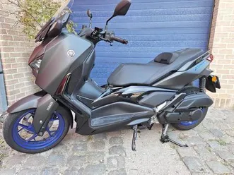② yamaha x-max 125 en parfait état <1000 km ! ! !