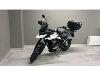 triumph tiger 900 tiger 900