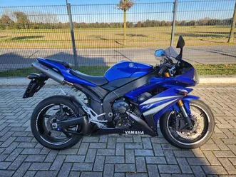 yamaha yzf-r1 yzf-r1 rn19 bos+ helm