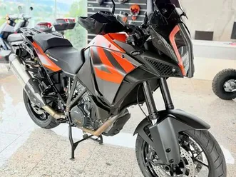 ktm 1290 super adventure s cabeça santa