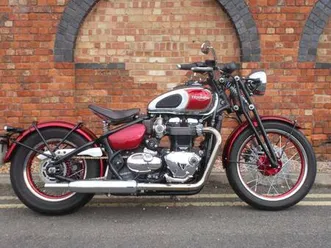 2020 triumph bonneville bobber
