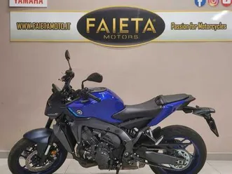 vendo yamaha mt-09 y-amt (2024 - 25) usata a roma (codice 9837659) - moto.it