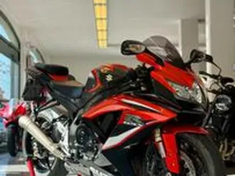 suzuki gsx r 600 k8 yoshimura finanziabile