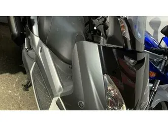 vendo yamaha x-max 250 (2007 - 09) usata a crevoladossola (codice 9837943) - moto.it