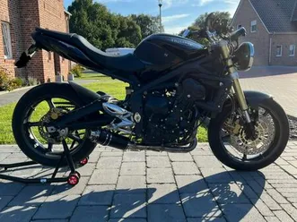 triumph street triple 675