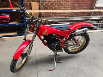 ② honda tlr 200 restaurée