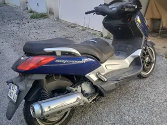 125 mbk jumeaux x max 2011 .tbe 1000 a deb