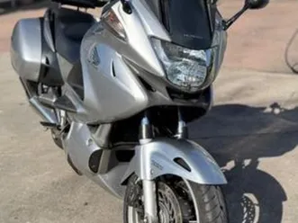 honda - deauville ntv700