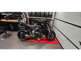 honda cb1000r full abs avec seulement 17000 km et 2 eme mains