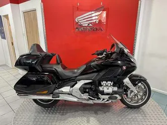 used honda gl1800 gold wing tour dct for sale in surrey