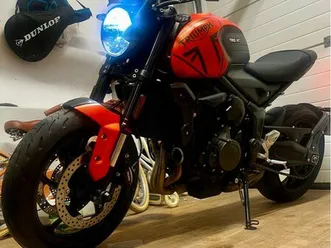 triumph trident 660 - baja orange - a2