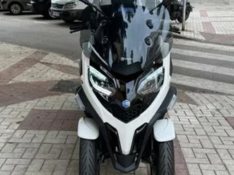 piaggio - mp3 400 sport