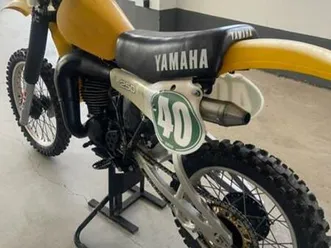 yamaha - yz 250-465. 1981
