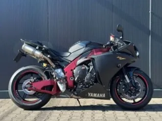 yamaha r1 yamaha r1 rn22 warszawa benzyna 190km