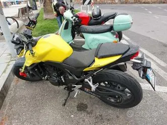honda hornet 750 - 2023