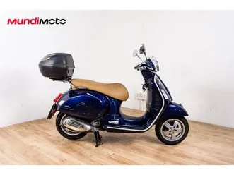 piaggio vespa 300 gts hpe super racing sixties abs