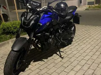 yamaha mt-07 blu/azzurro