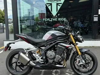 triumph speed triple 1200 rs 2025 1160 cm3 | moto roadster | 1 405 km | gris | 63170 aubiere