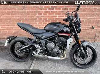 triumph trident 660 only 2792 miles full history 660 cc