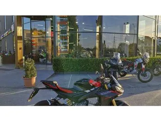 vendo aprilia tuono 660 factory (2025) usata a chieti (codice 9838437) - moto.it