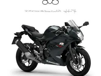 kawasaki ninja 125 . nero