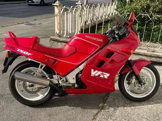 honda vfr 750 rosso