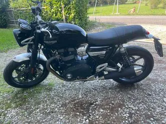 triumph speed twin 1200 nero